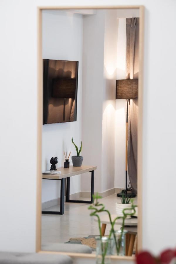 Peratzada Apartments ヴァシリキ エクステリア 写真